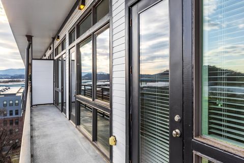 Tiny photo for 200 Manufacturers Road, Chattanooga, TN 37405 (MLS # 1529429)