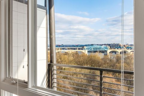 Tiny photo for 200 Manufacturers Road, Chattanooga, TN 37405 (MLS # 1529429)