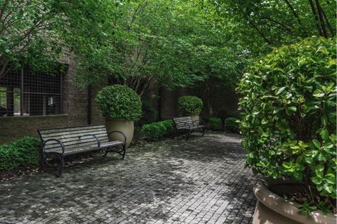 Tiny photo for 200 Manufacturers Road, Chattanooga, TN 37405 (MLS # 1529429)