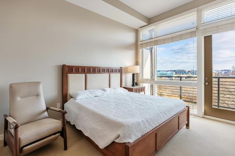 Tiny photo for 200 Manufacturers Road, Chattanooga, TN 37405 (MLS # 1529429)