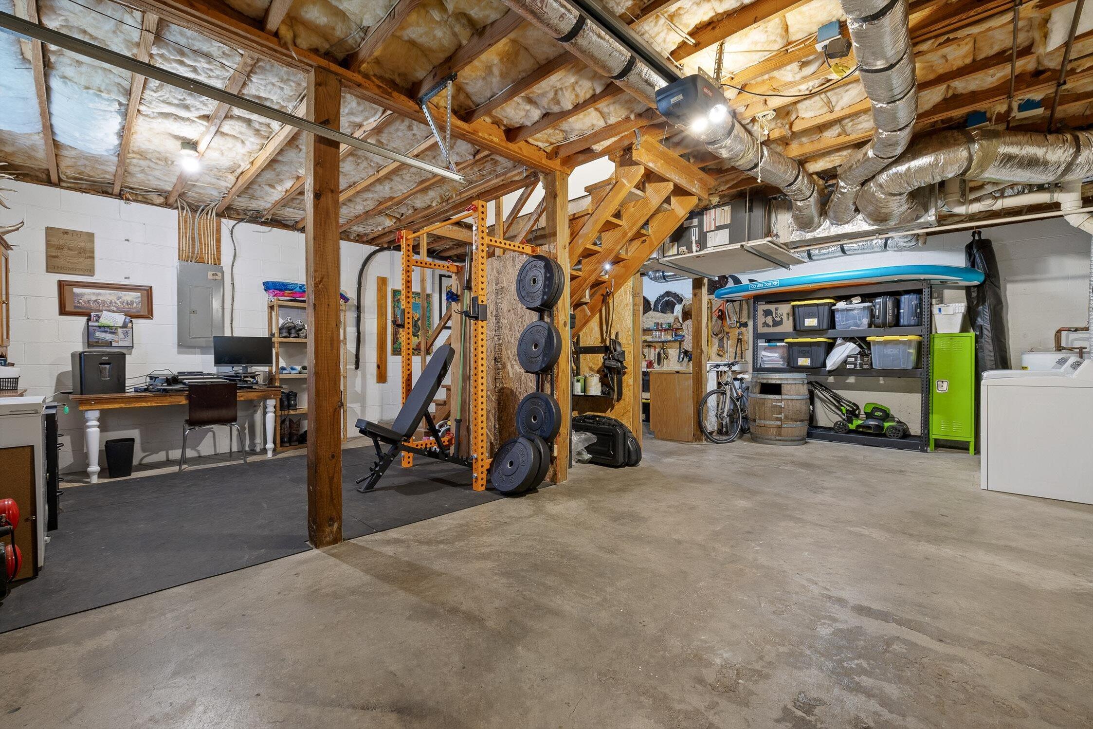 Chattanooga, Tennessee 37405, United States, 2 Bedrooms Bedrooms, ,2 BathroomsBathrooms,Residential,Active,233120