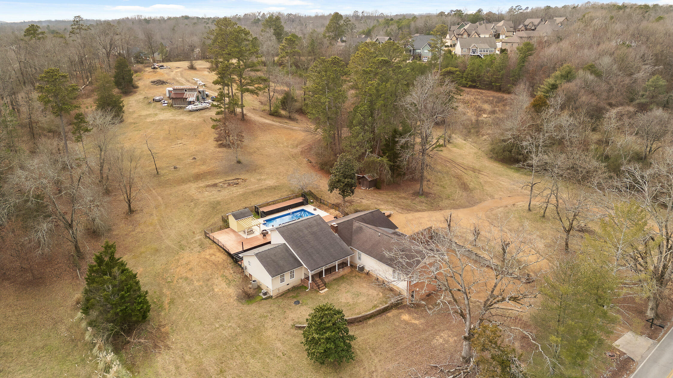 8802 Pine Ridge Road, Ooltewah, Tennessee image 8