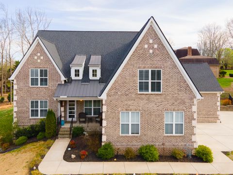 Photo of 4728 Sussex Lane, Chattanooga, TN 37421 (MLS # 1530304)