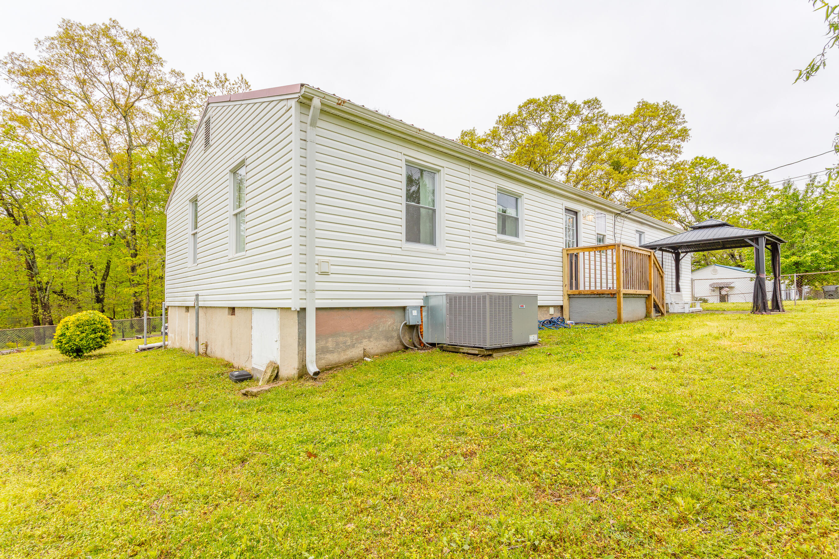 23 Park Drive, Rossville, Georgia image 5