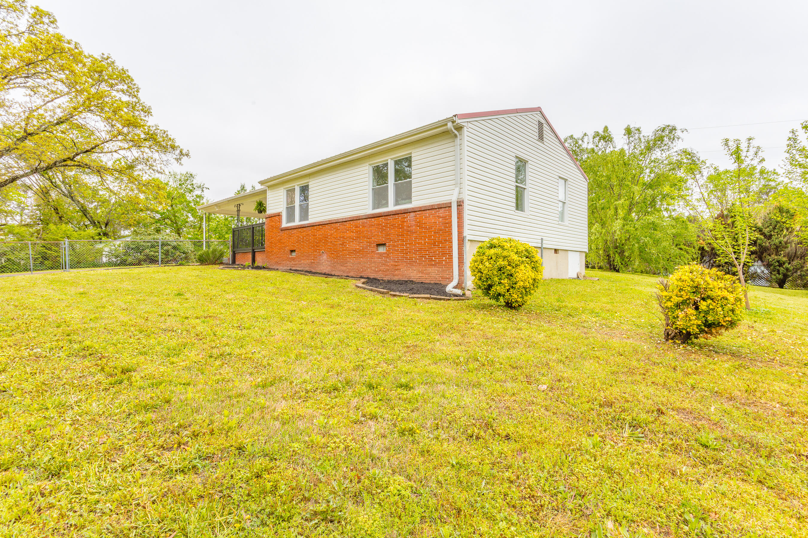 23 Park Drive, Rossville, Georgia image 4