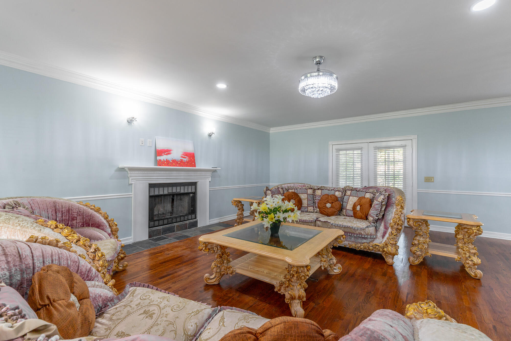 9235 Shay Cove