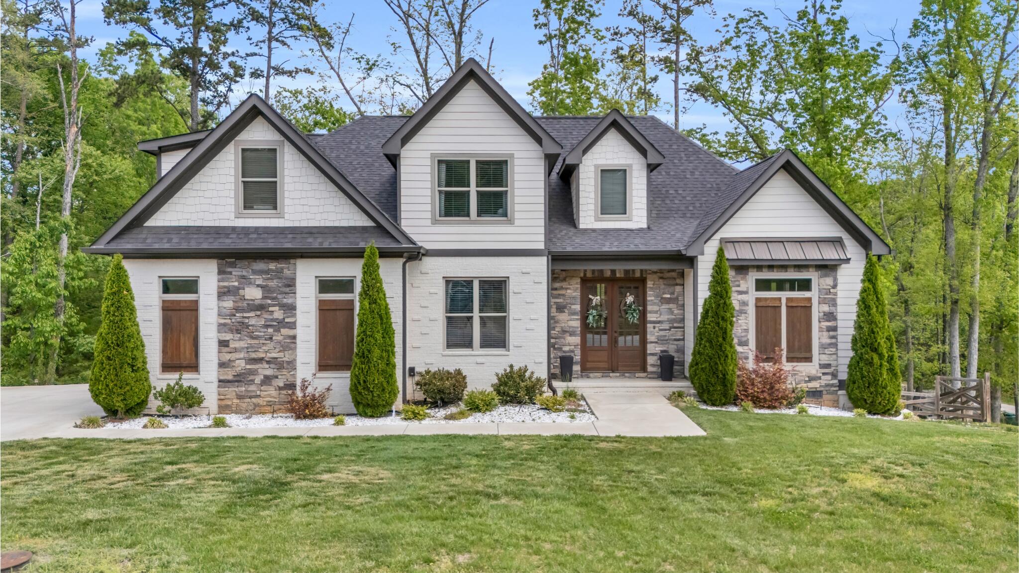 8417 Pine Ridge Road, Ooltewah, Tennessee image 1