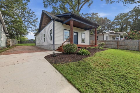 Photo of 2411 Vine Street, Chattanooga, TN 37404 (MLS # 1540678)