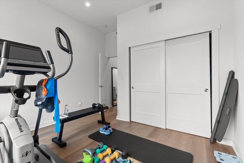 Tiny photo for 411 Fairpoint Street, Chattanooga, TN 37405 (MLS # 1527219)