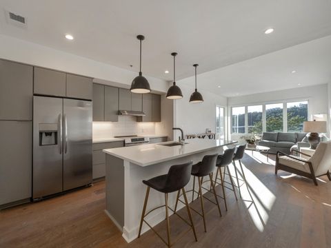 Tiny photo for 411 Fairpoint Street, Chattanooga, TN 37405 (MLS # 1527219)