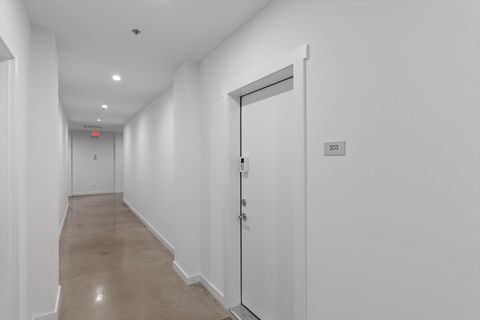 Tiny photo for 411 Fairpoint Street, Chattanooga, TN 37405 (MLS # 1527219)