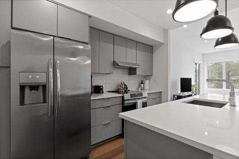 Tiny photo for 411 Fairpoint Street, Chattanooga, TN 37405 (MLS # 1527219)