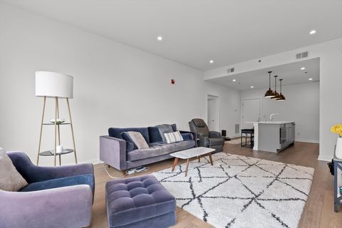 Tiny photo for 411 Fairpoint Street, Chattanooga, TN 37405 (MLS # 1527219)