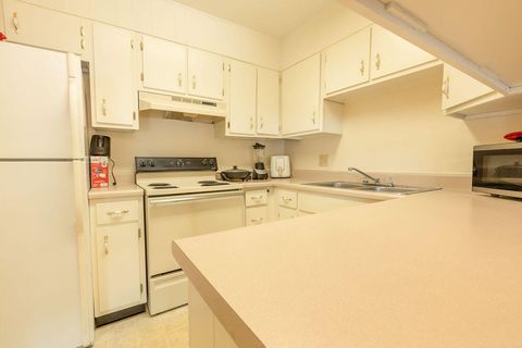 Tiny photo for 900 Mountain Creek Road, Chattanooga, TN 37405 (MLS # 1530592)