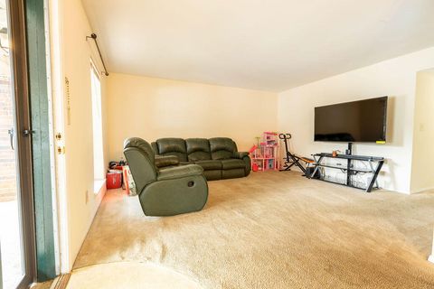 Tiny photo for 900 Mountain Creek Road, Chattanooga, TN 37405 (MLS # 1530592)