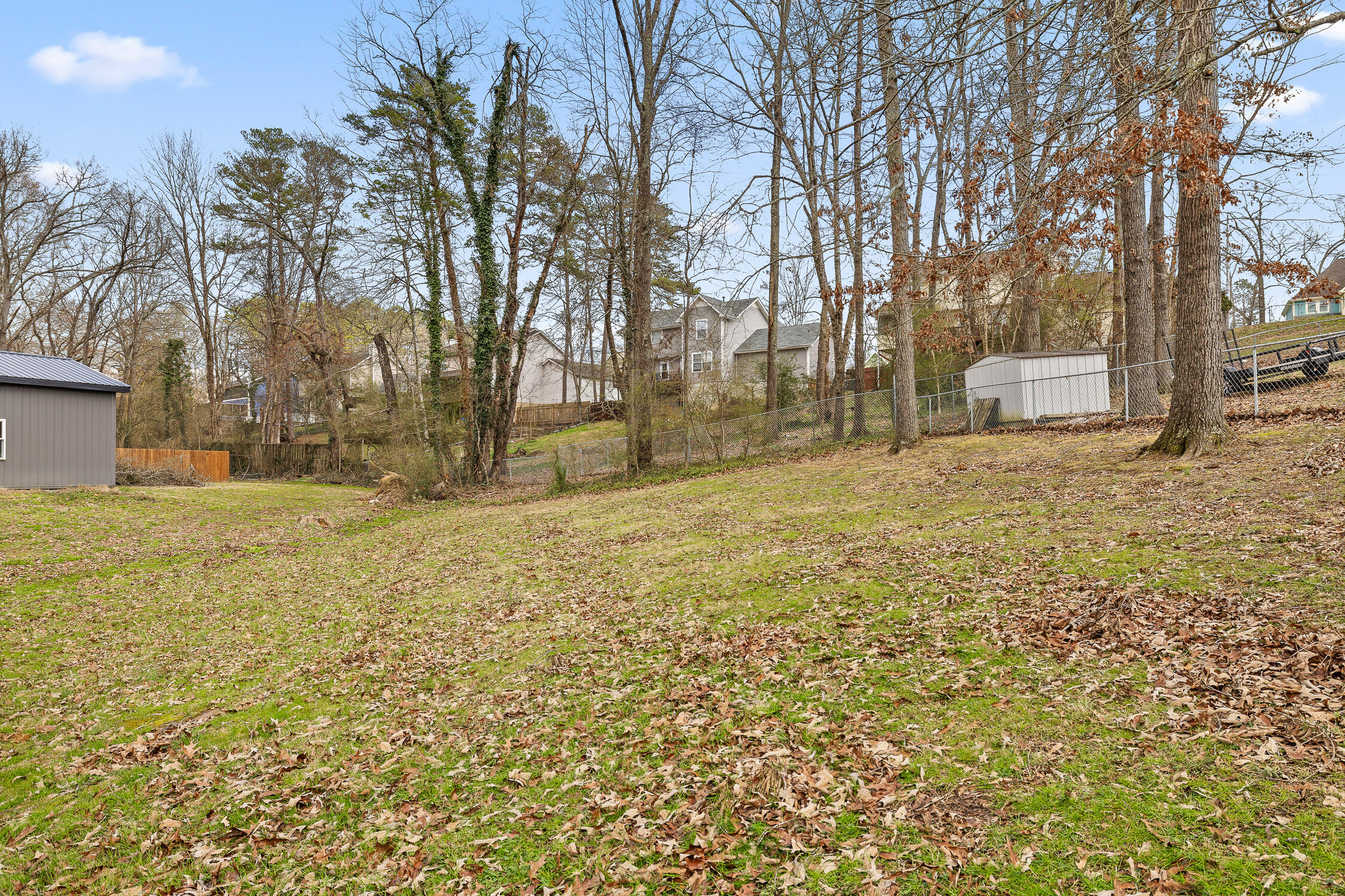 Soddy Daisy, Tennessee 37379, United States, 2 Bedrooms Bedrooms, ,2 BathroomsBathrooms,Residential,Pending,4302