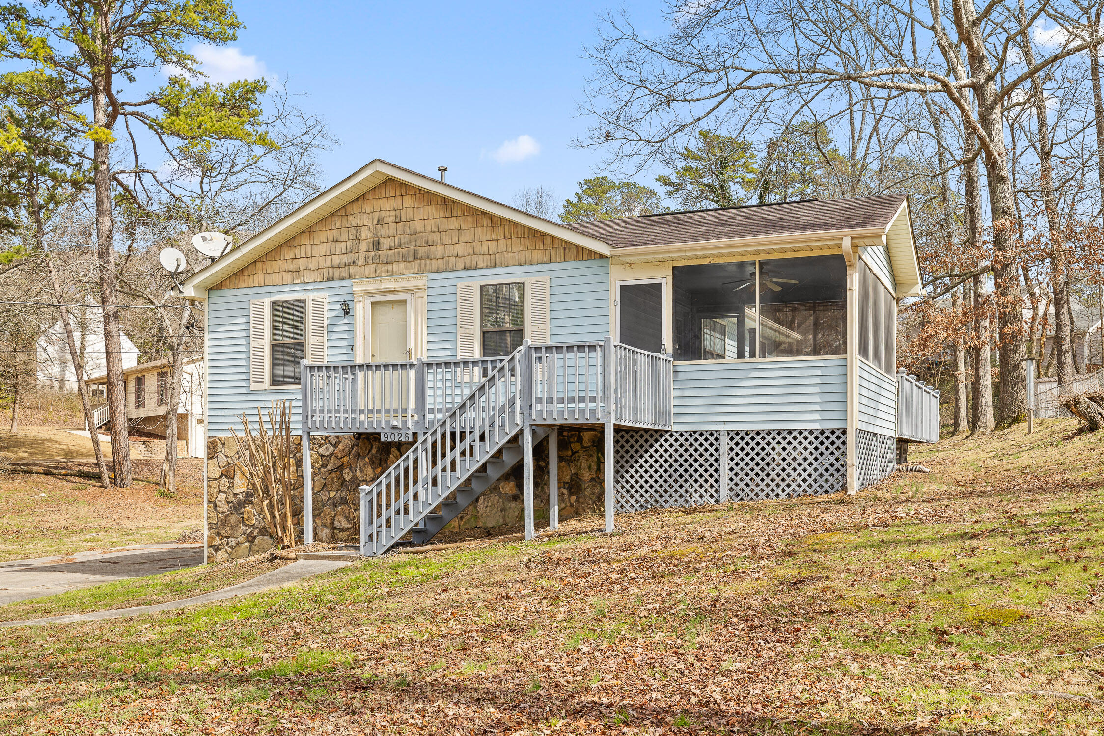 Soddy Daisy, Tennessee 37379, United States, 2 Bedrooms Bedrooms, ,2 BathroomsBathrooms,Residential,Pending,4302