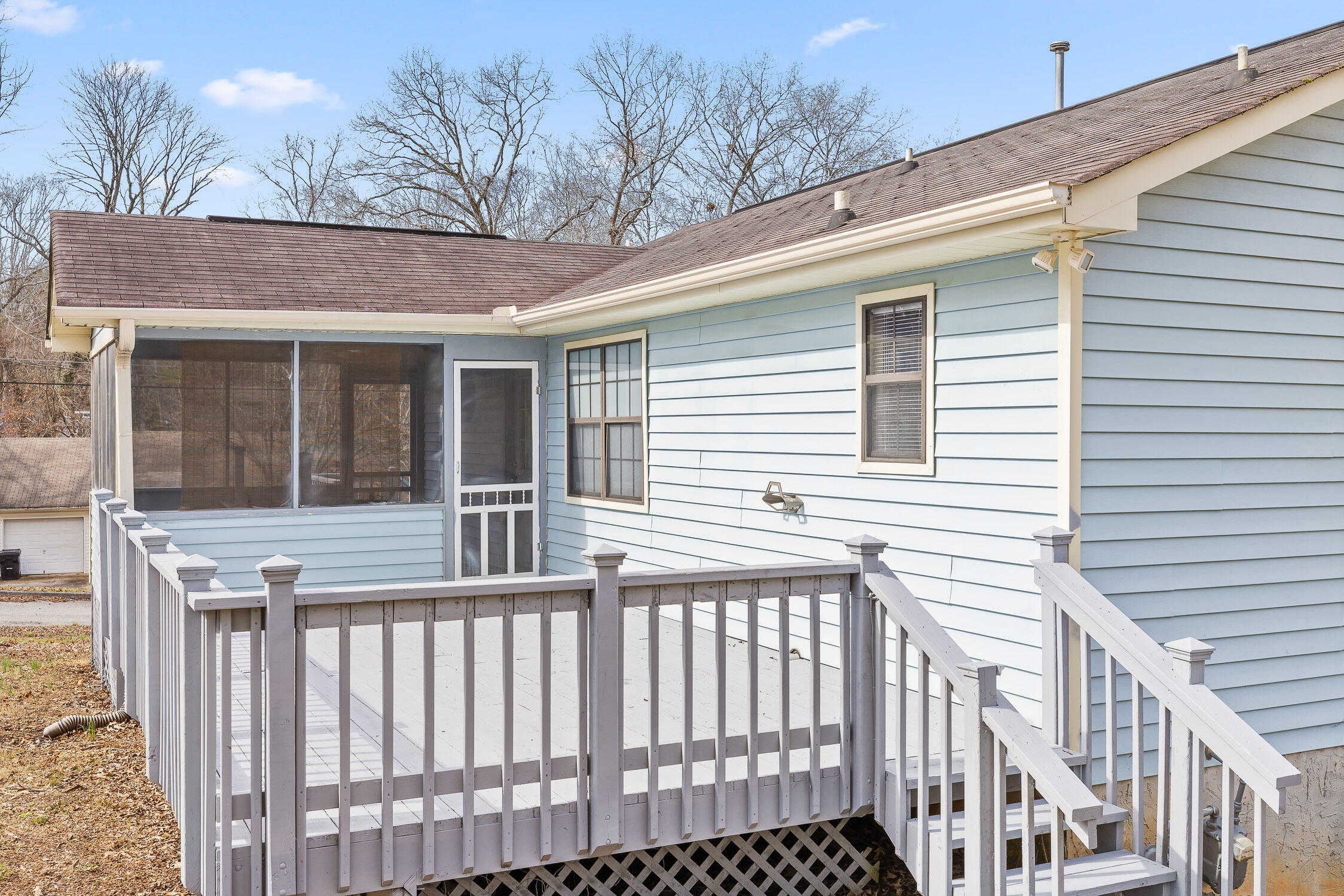 Soddy Daisy, Tennessee 37379, United States, 2 Bedrooms Bedrooms, ,2 BathroomsBathrooms,Residential,Pending,4302