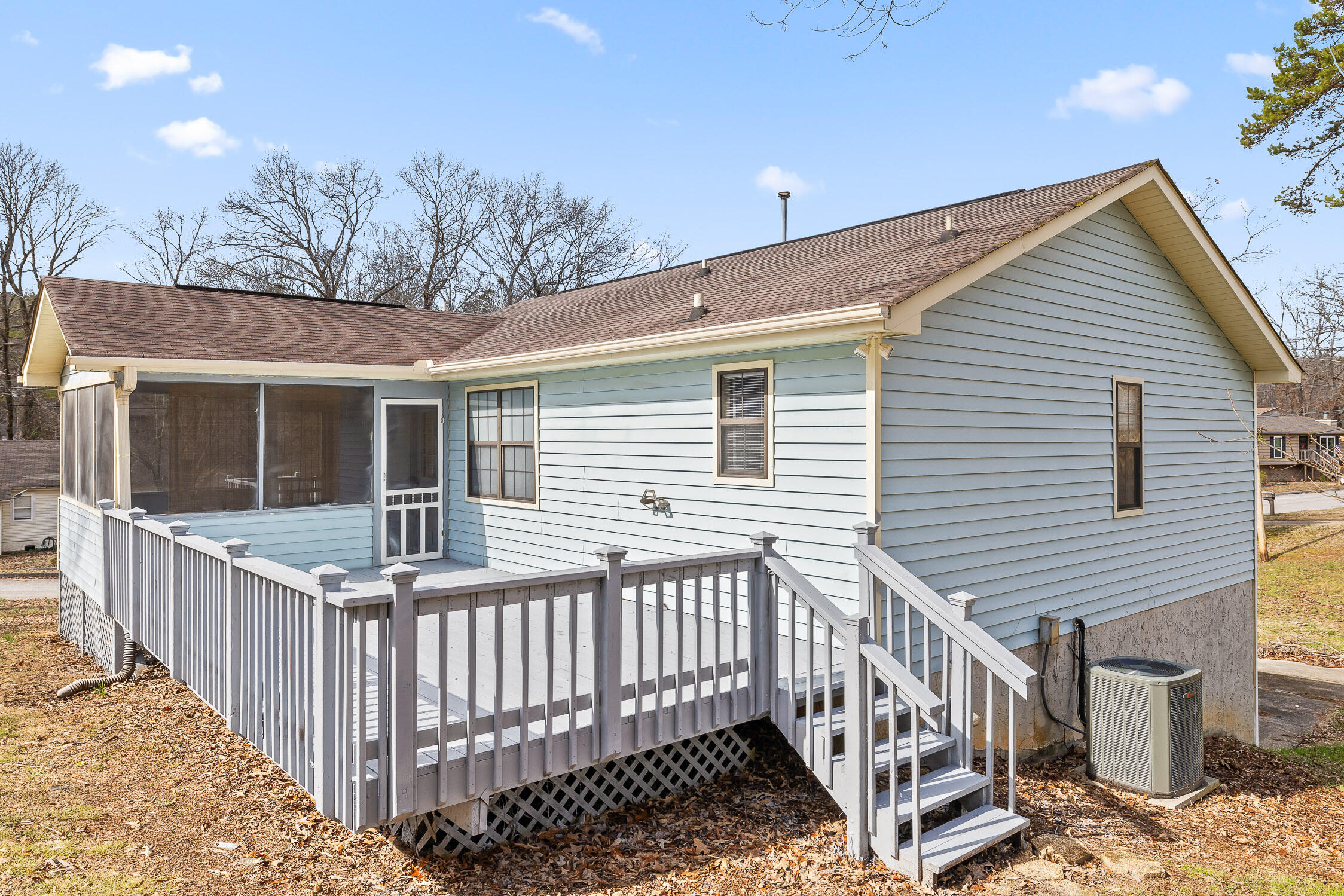 Soddy Daisy, Tennessee 37379, United States, 2 Bedrooms Bedrooms, ,2 BathroomsBathrooms,Residential,Pending,4302