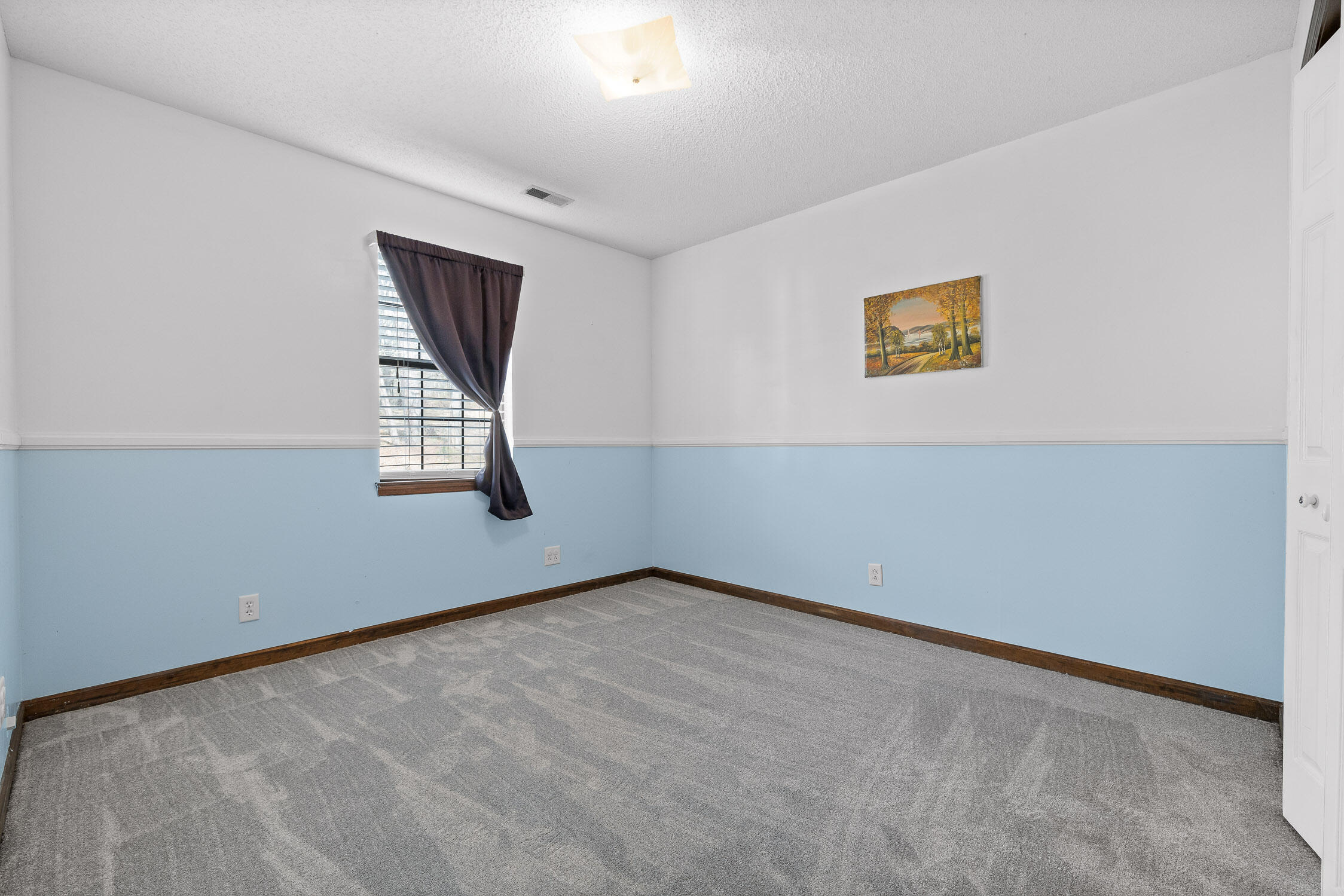 Soddy Daisy, Tennessee 37379, United States, 2 Bedrooms Bedrooms, ,2 BathroomsBathrooms,Residential,Pending,4302