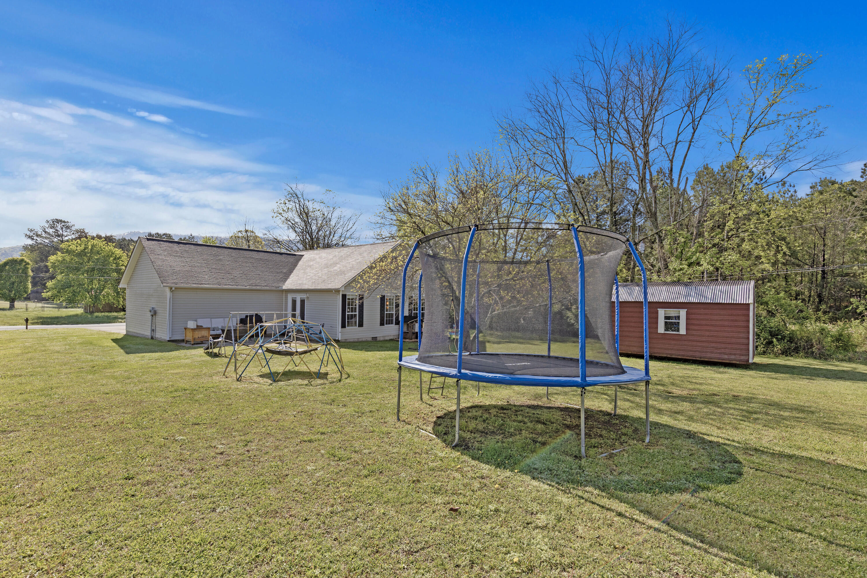 100 Cedar Lane, Trenton, Georgia image 5