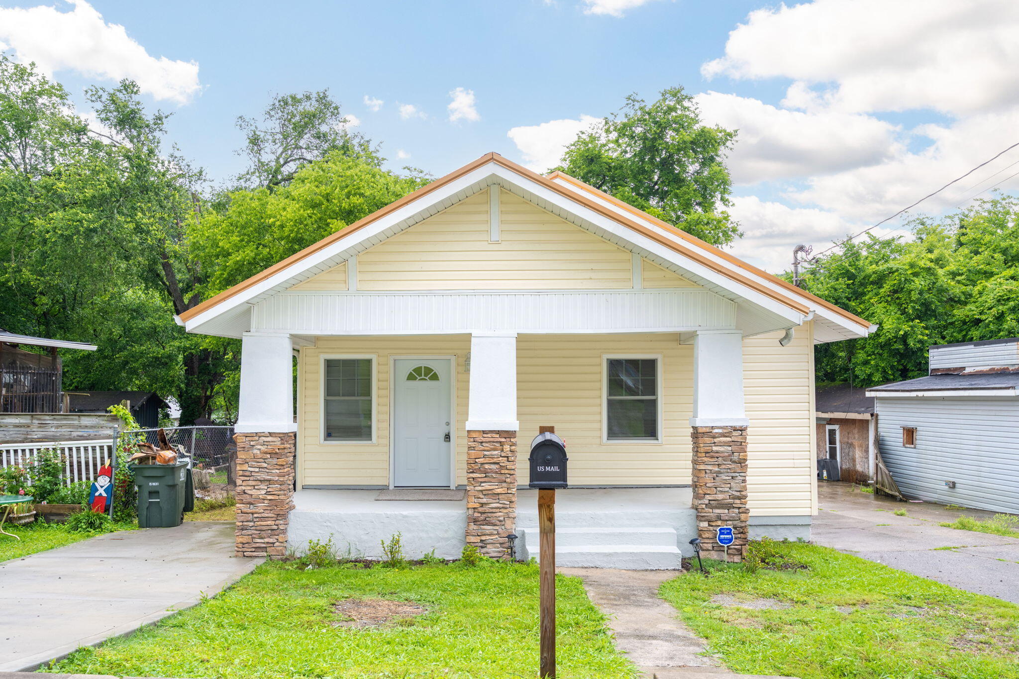 800 Tunnel Boulevard, Chattanooga, Tennessee image 1