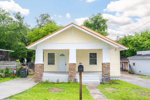 Photo of 800 Tunnel Boulevard, Chattanooga, TN 37411 (MLS # 1501958)