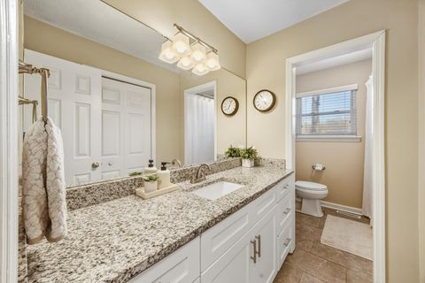 Tiny photo for 2430 Maplewood Drive, Chattanooga, TN 37421 (MLS # 1527754)