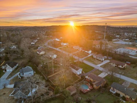 Tiny photo for 2430 Maplewood Drive, Chattanooga, TN 37421 (MLS # 1527754)