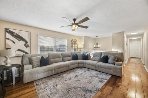 Tiny photo for 2430 Maplewood Drive, Chattanooga, TN 37421 (MLS # 1527754)