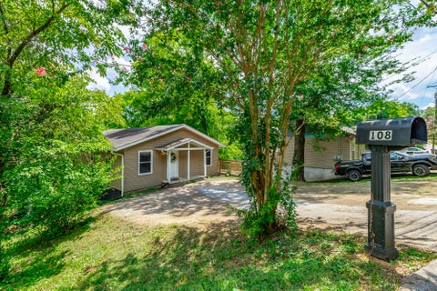 Homes For Sale - 108 S Seminole Drive<br/> Hamilton County, Chattanooga, TN 37411