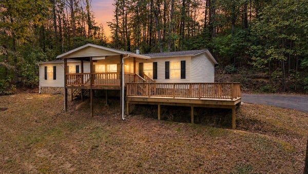 887 W COVE RD, CHICKAMAUGA, GA 30707 - Image c23eddbdd598bfb37f36403dbba7bb27/2853470602