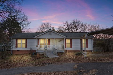 Mobile Home For Sale - 1835 Circle Drive<br/> Bradley County, Cleveland, TN 37311