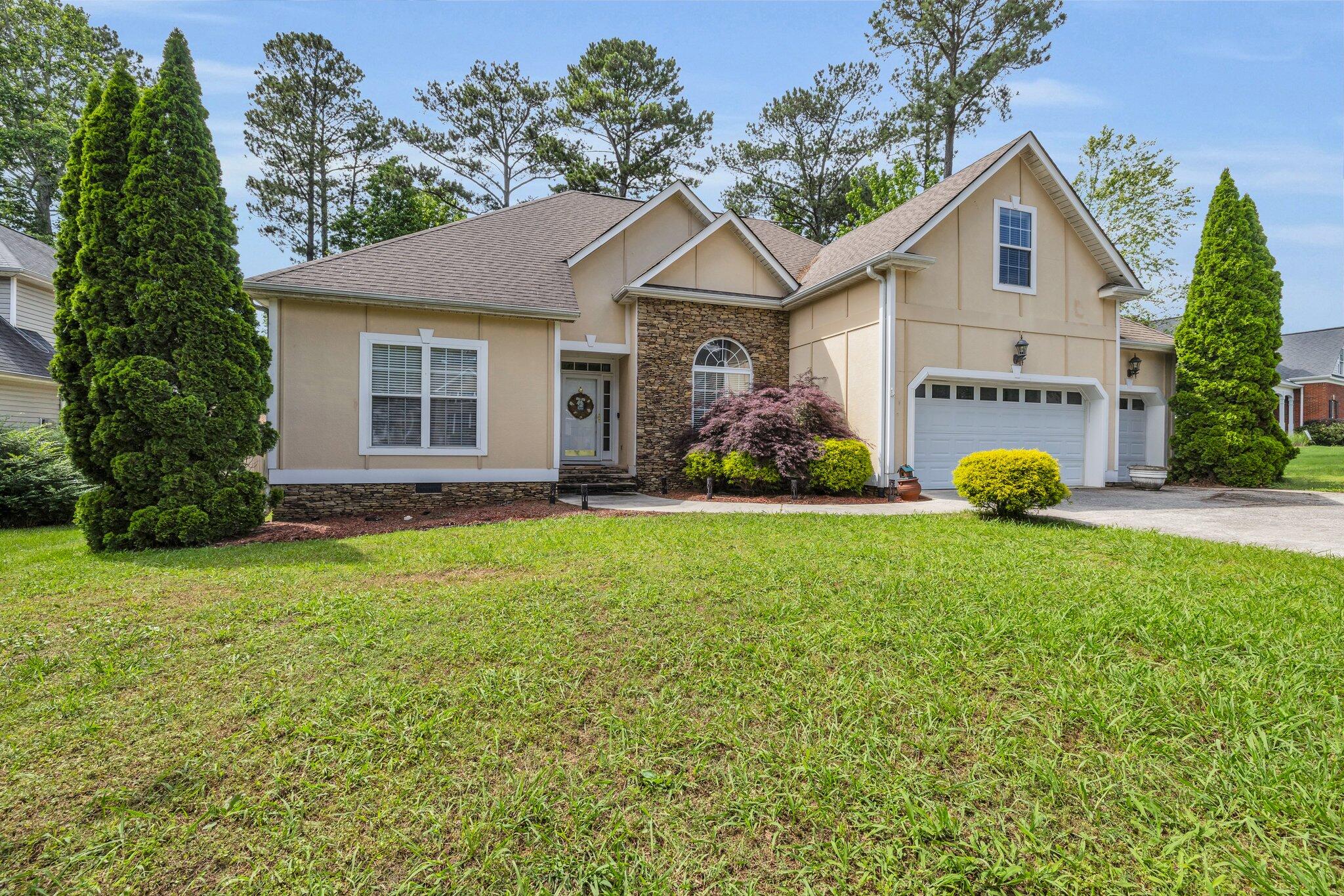 2123 Sargent Quick Drive, Chattanooga, Tennessee image 2