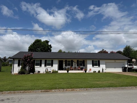 Photo of 2707 Saint Lawrence Road, Chattanooga, TN 37421 (MLS # 1545222)