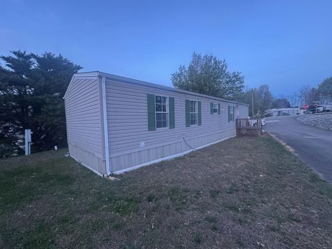 Photo of 12109 Thornbird Way, Knoxville, TN 37932 (MLS # 1531730)