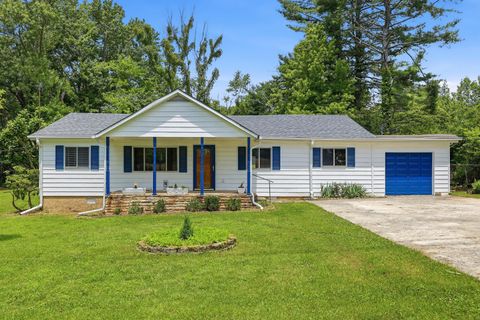 Photo of 231 Old Miller Road, Signal Mountain, TN 37377 (MLS # 1537226)