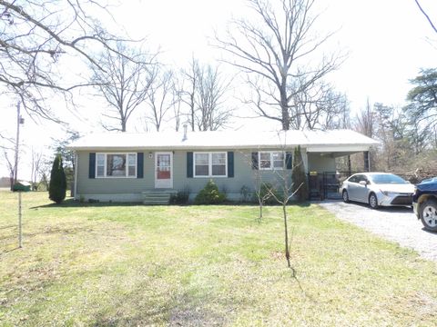 634 Bellview Circle Spencer TN 38585