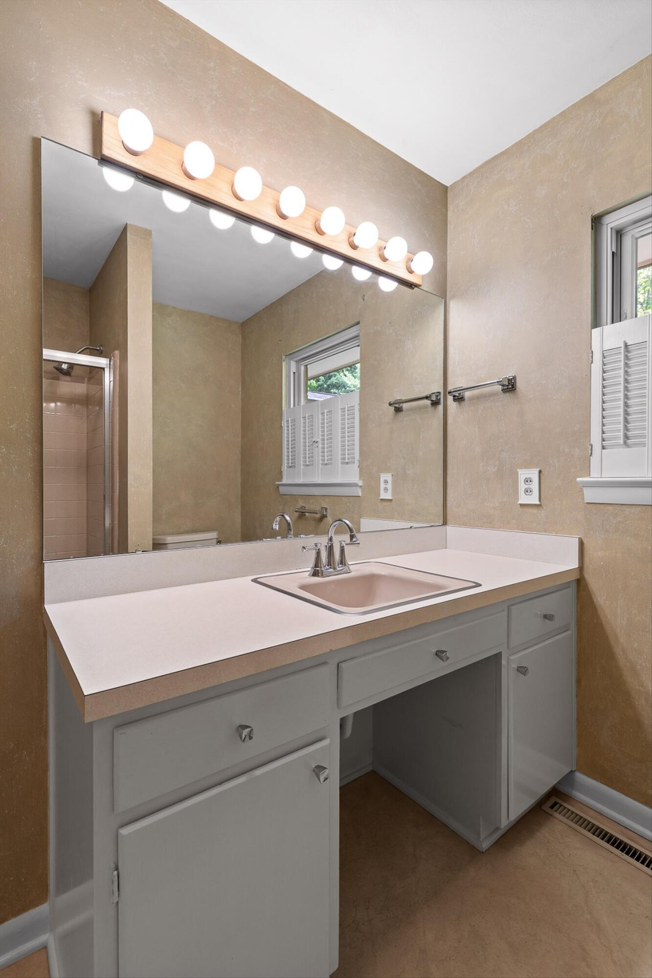 1306 Vanessa Drive, Hixson, Tennessee image 11