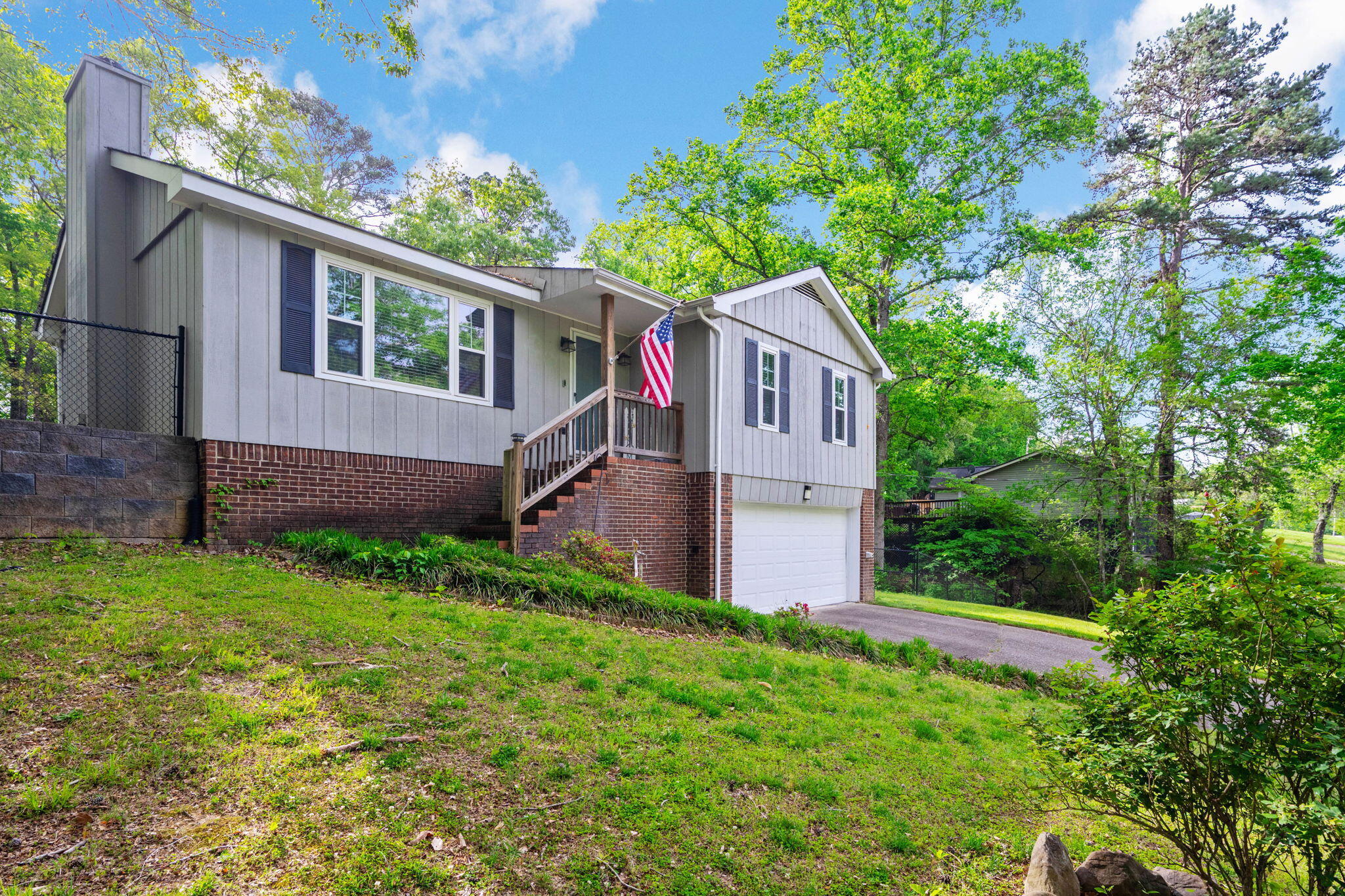 195 Brownwood Circle