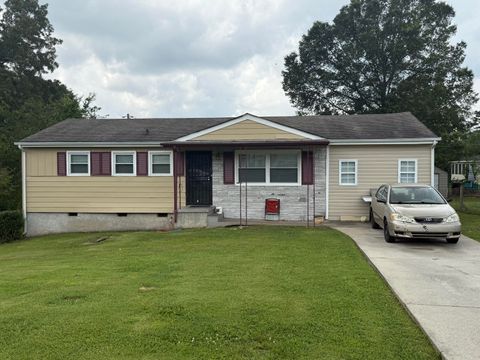 Photo of 5504 Kenyon Road, Chattanooga, TN 37416 (MLS # 1530966)