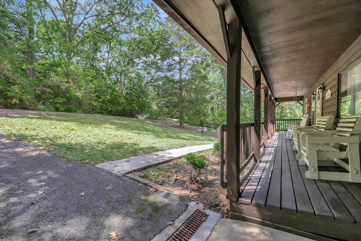 294 Wawona Drive, Wildwood, Georgia image 4