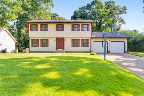 Photo of 9415 Seasons Drive, Chattanooga, TN 37421 (MLS # 1541257)
