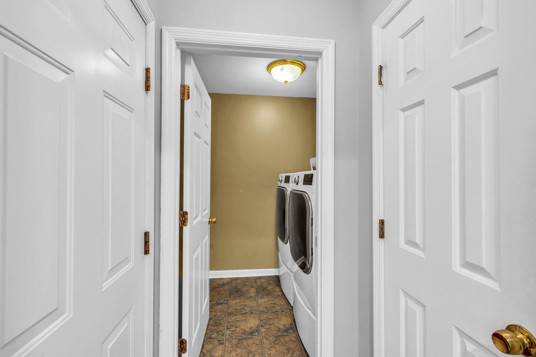 2430 Cedar Creek Drive, Chattanooga, Tennessee image 21