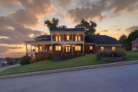Photo of 2566 Heron Cove Lane, Soddy Daisy, TN 37379 (MLS # 1545021)