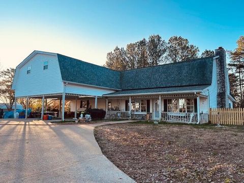 Homes For Sale - 132 Boofer Road<br/> Catoosa County, Ringgold, GA 30736