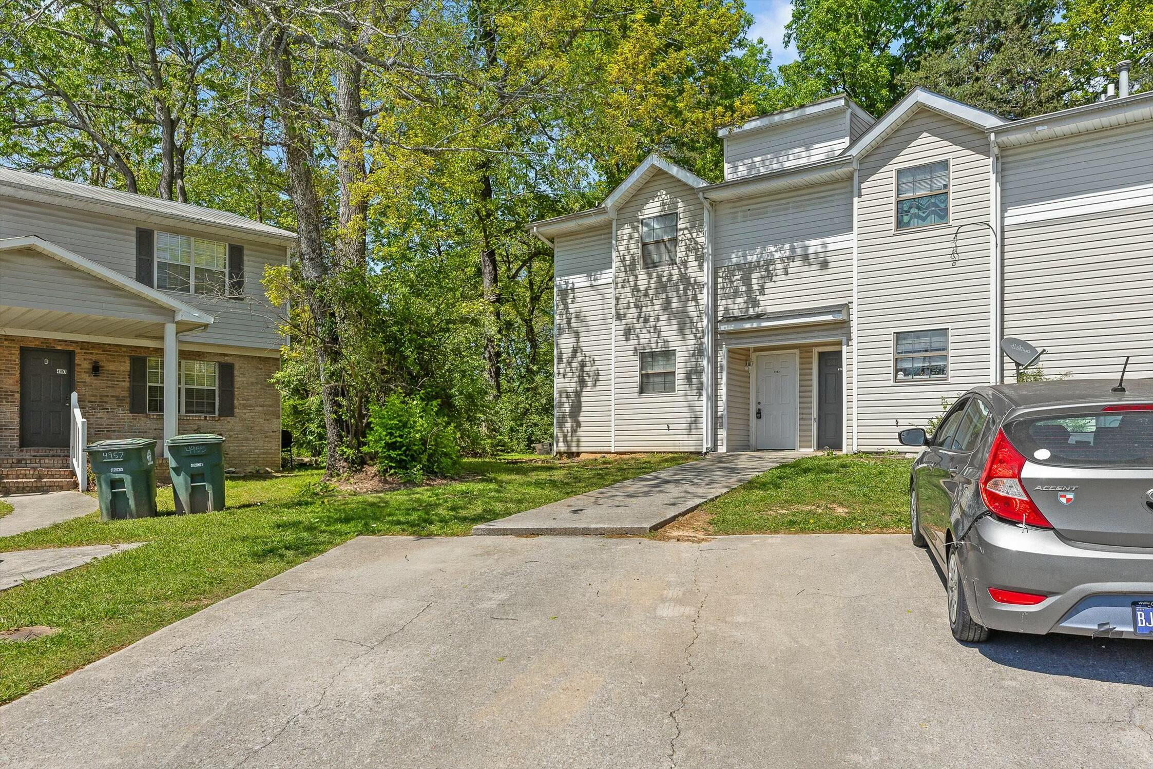 4963 Brighton Lane
