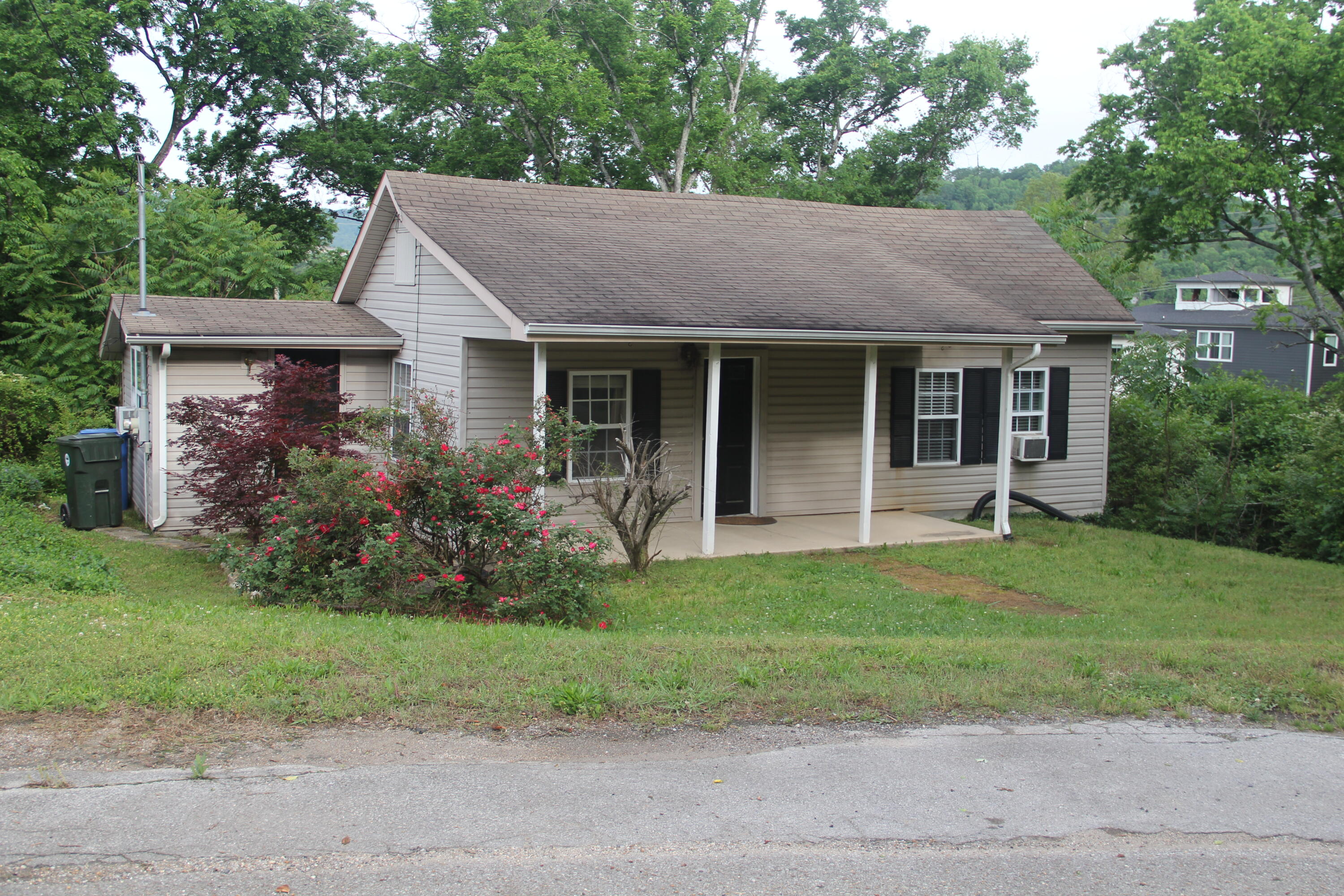 517 Woodland Avenue, Chattanooga, Tennessee image 2
