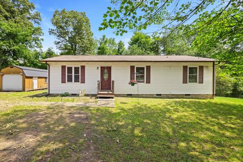 Photo of 13798 Tanoka Court, Soddy Daisy, TN 37379 (MLS # 1514276)