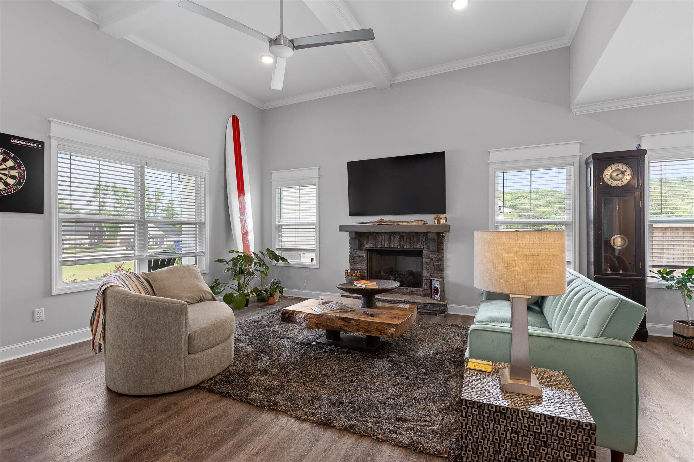 Chattanooga, Tennessee 37416, United States, 4 Bedrooms Bedrooms, ,3 BathroomsBathrooms,Residential,Contingent,159957